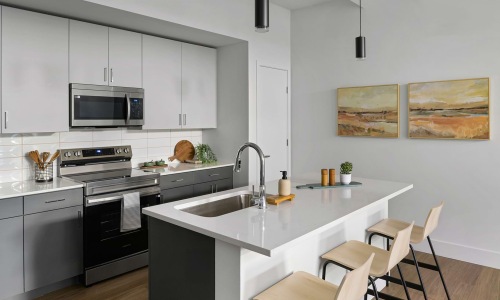 pendant lighting over kitchen island