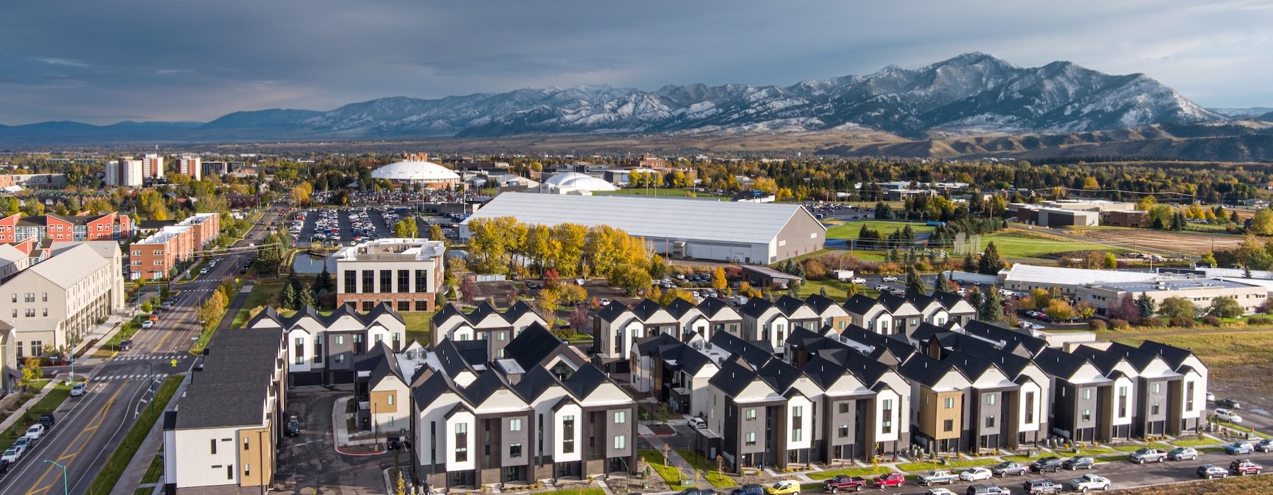 student apartments near MSU